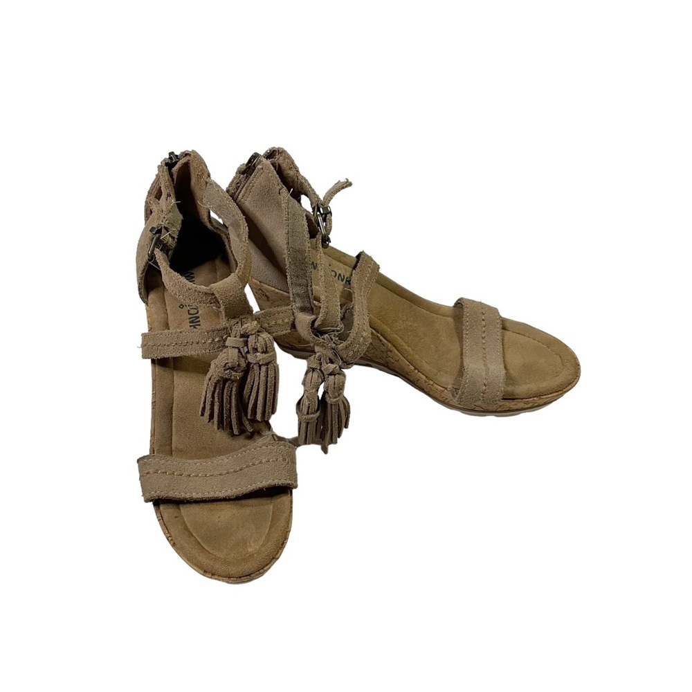 Minnetonka Boho Bohemian Casual Cork Wedge Sandal Shoes Size 8 Tassel Decoration